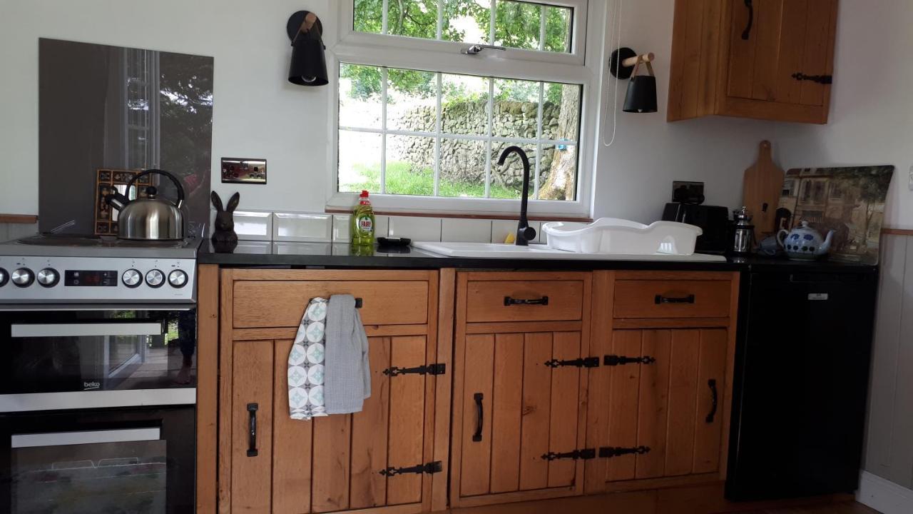 The Owl Hoot Villa Ipstones ภายนอก รูปภาพ
